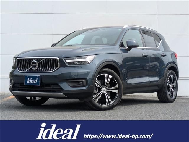 VOLVO / VOLVO XC40
