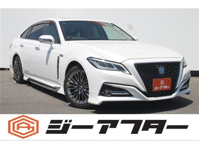 TOYOTA / CROWN sedan hybrid