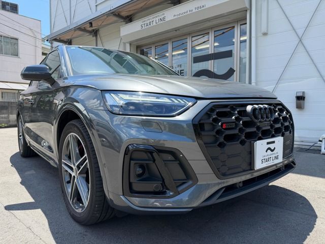 AUDI / AUDI SQ5