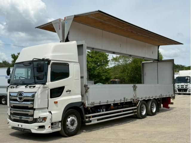 HINO / PROFIA