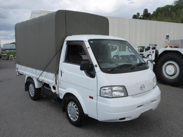 Japanese used car Ref# 1581824  / 