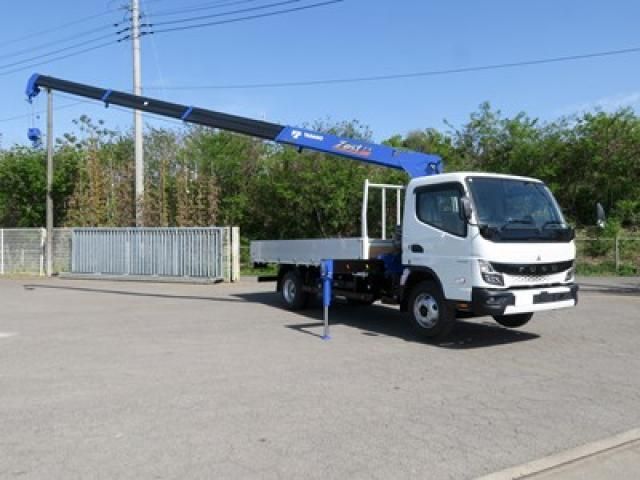 Japanese used car Ref# 1581831 MITSUBISHI / CANTER