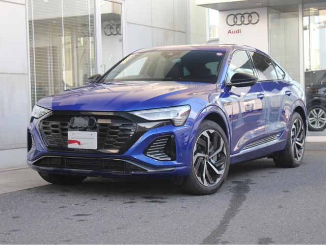 AUDI / AUDI Q8 e-tron SPORTBACK