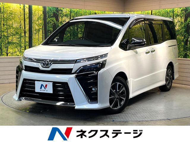 TOYOTA / VOXY