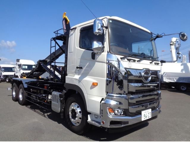 HINO / PROFIA