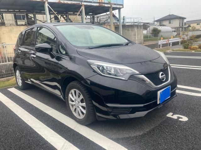 Japanese used car Ref# 1582592 NISSAN / NOTE 4WD