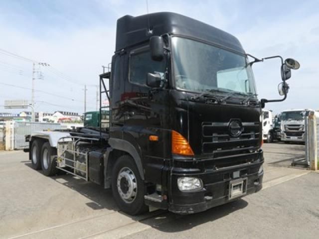 Japanese used car Ref# 1582851 HINO / PROFIA