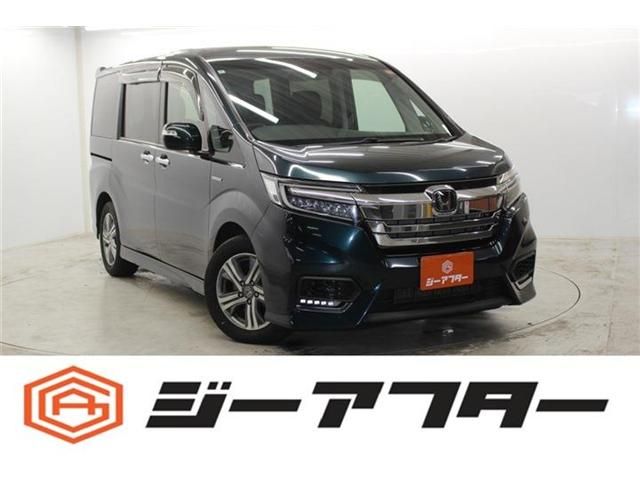 Japanese used car Ref# 1582927 HONDA / STEPWAGON SPADA HYBRID