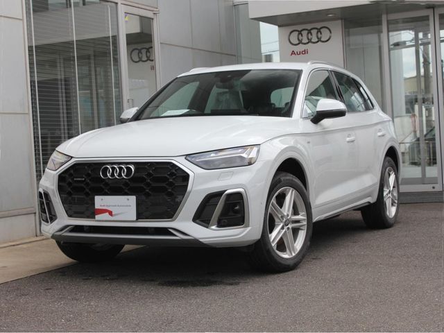 AUDI / AUDI Q5