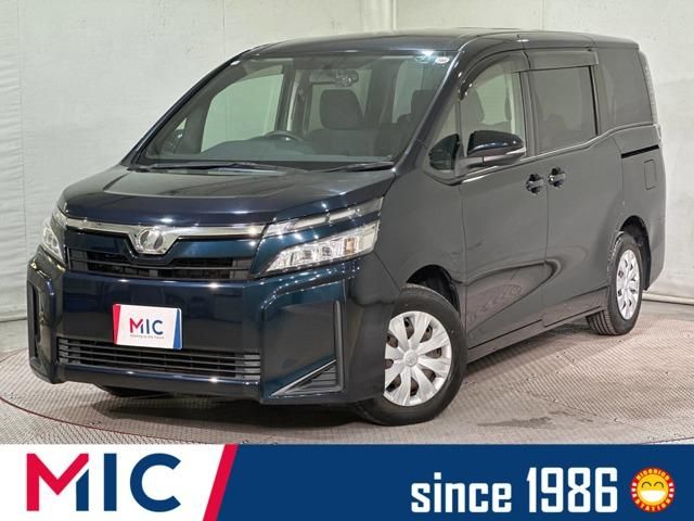 TOYOTA / VOXY