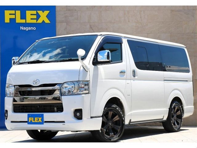 TOYOTA / HIACE van 4WD