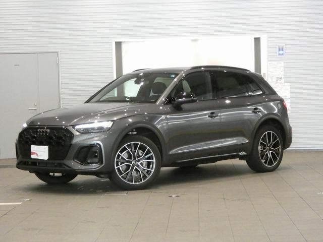 AUDI / AUDI Q5