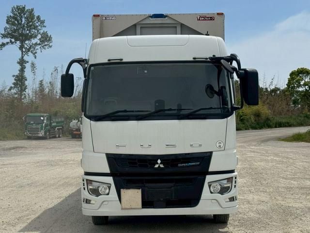Japanese used car Ref# 1583855 MITSUBISHI FUSOU / SUPER GREAT