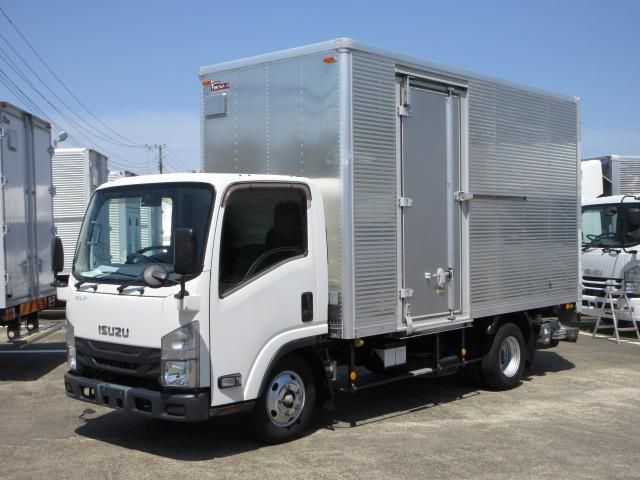 ISUZU / ELF