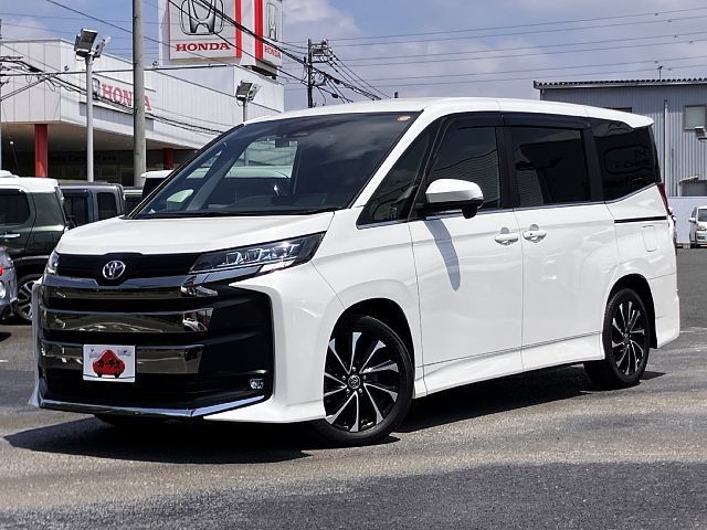TOYOTA / NOAH