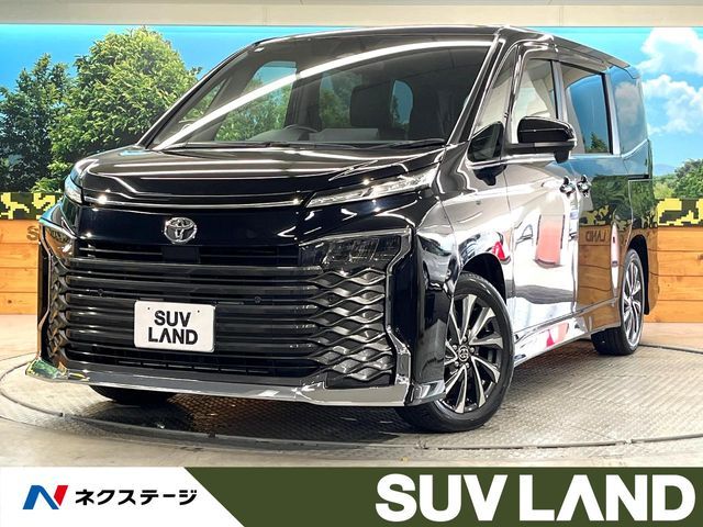TOYOTA / VOXY