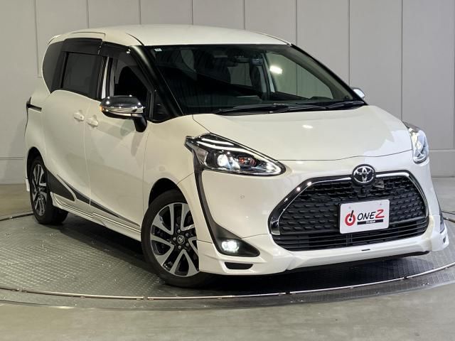 TOYOTA / SIENTA