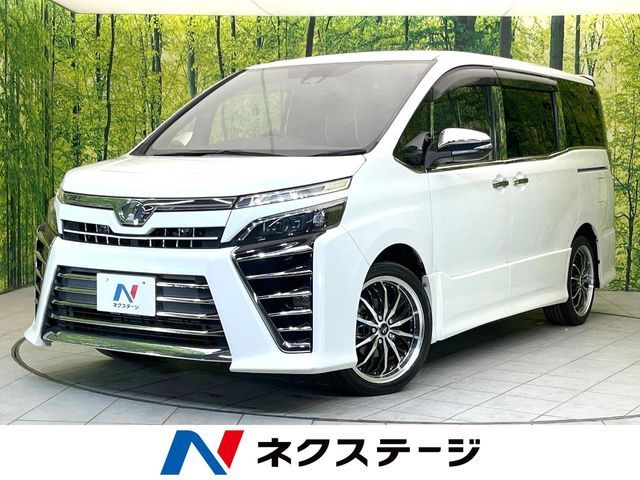 TOYOTA / VOXY