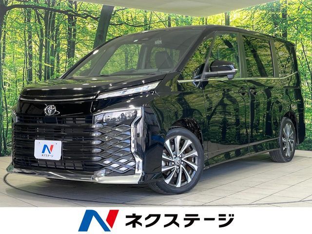TOYOTA / VOXY