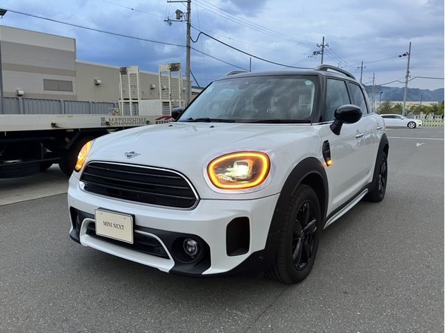 Japanese used car Ref# 1584837 BMW / MINI COOPER D CROSSOVER