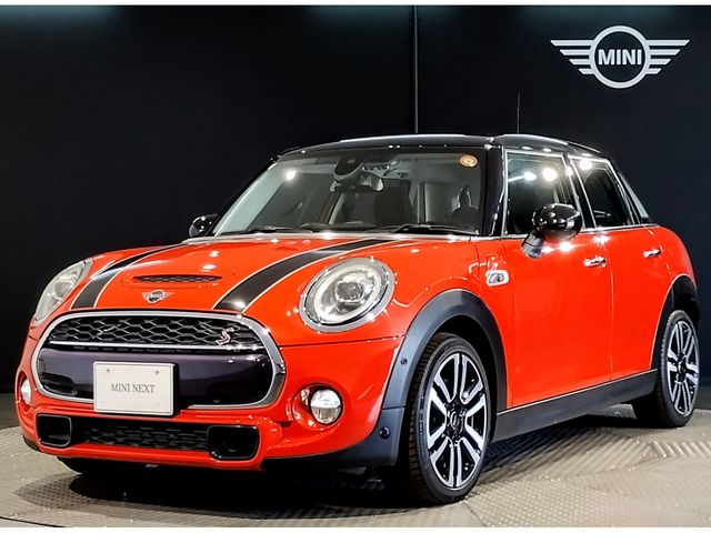 Japanese used car Ref# 1584896 BMW / MINI COOPER S 5DOOR