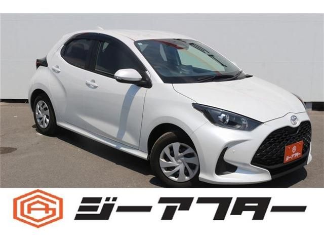 Japanese used car Ref# 1585017 TOYOTA / YARIS