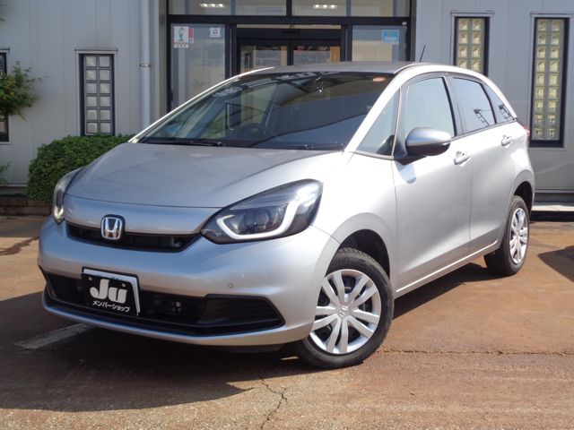 Japanese used car Ref# 1585030 HONDA / FIT e:HEV 4WD