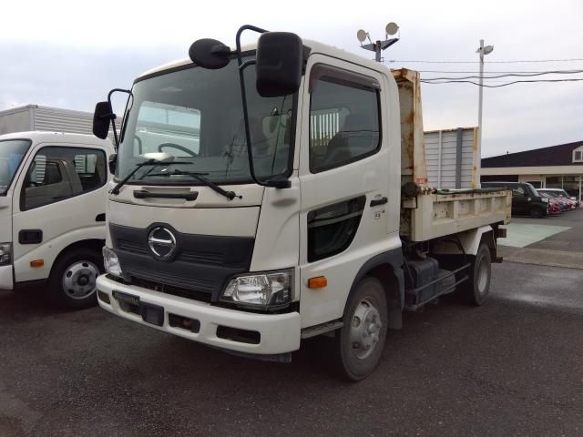 Japanese used car Ref# 1585086 HINO / RANGER