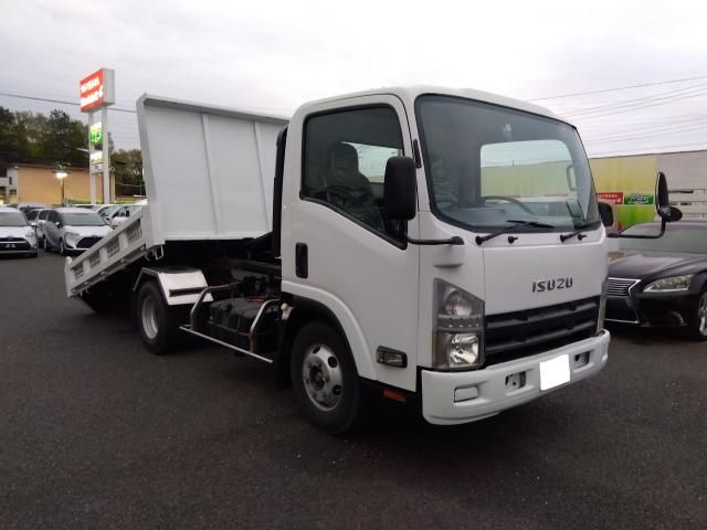Japanese used car Ref# 1585103 ISUZU / ELF