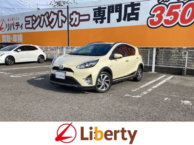 Japanese used car Ref# 1585181 TOYOTA / AQUA