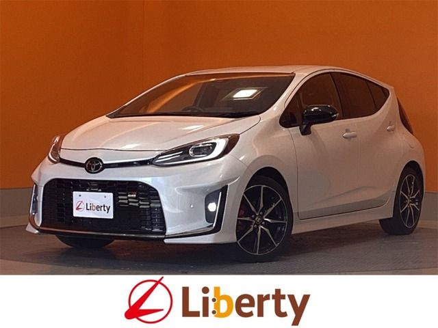 Japanese used car Ref# 1585418 TOYOTA / AQUA