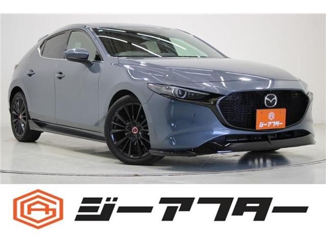 Japanese used car Ref# 1585696 MAZDA / MAZDA3 FASTBACK