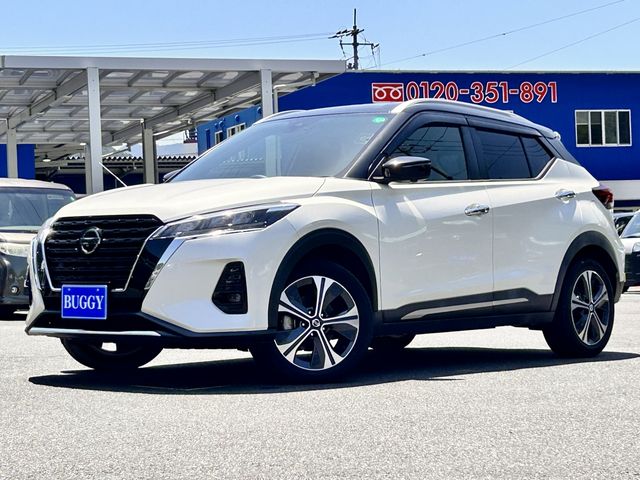 NISSAN / KICKS