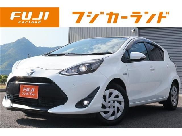Japanese used car Ref# 1585843 TOYOTA / AQUA