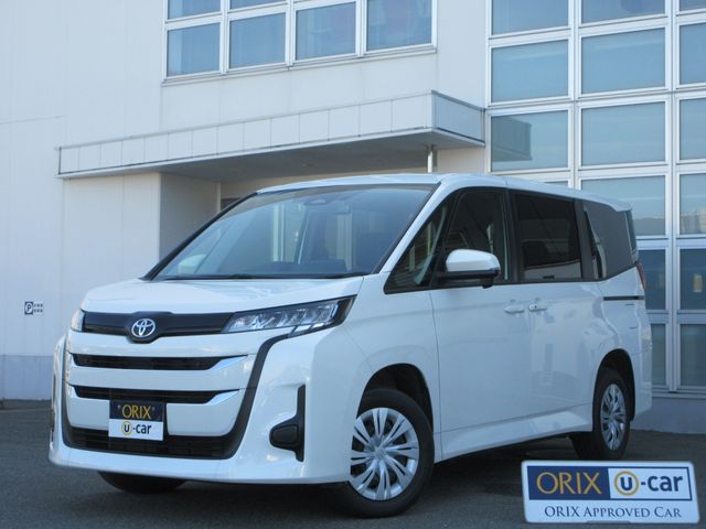 Japanese used car Ref# 1585960 TOYOTA / NOAH 4WD