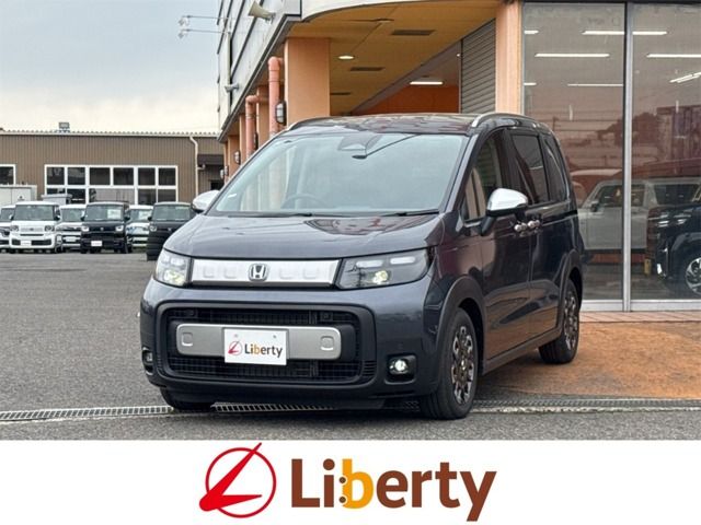 Japanese used car Ref# 1585996 HONDA / FREED e:HEV