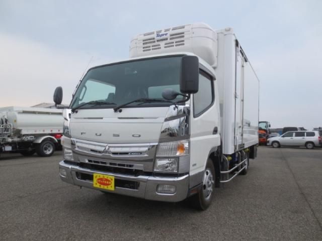 Japanese used car Ref# 1586029 MITSUBISHI / CANTER