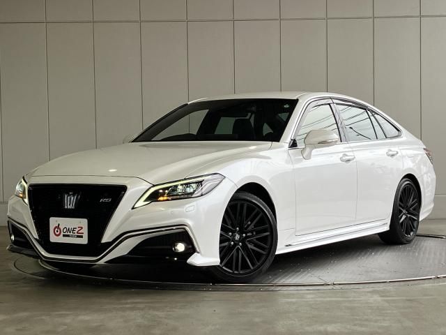 TOYOTA / CROWN sedan hybrid