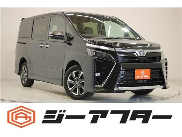 TOYOTA / VOXY 4WD