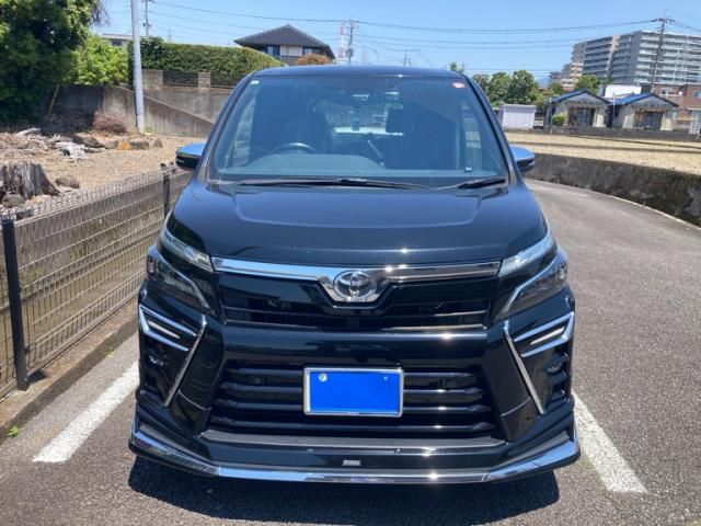 TOYOTA / VOXY
