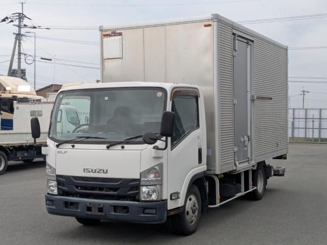 Japanese used car Ref# 1586951 ISUZU / ELF