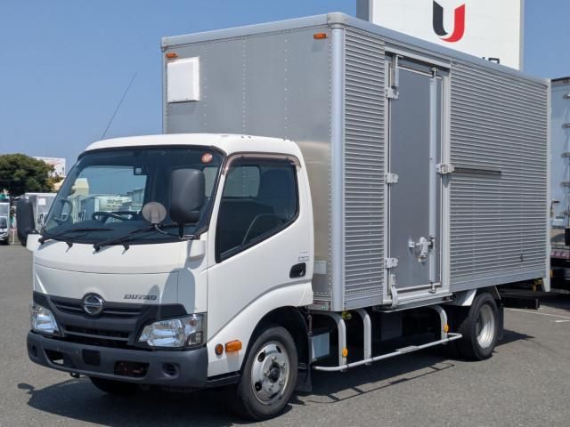 Japanese used car Ref# 1586952 HINO / DUTRO