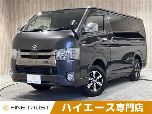 TOYOTA / HIACE van 4WD