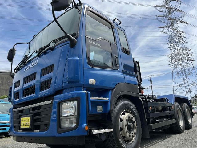 ISUZU / GIGA