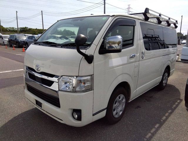 TOYOTA / HIACE van 2WD