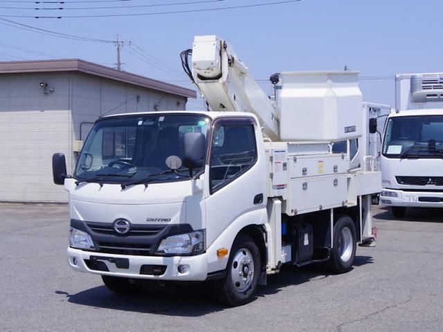 Japanese used car Ref# 1587483 HINO / DUTRO