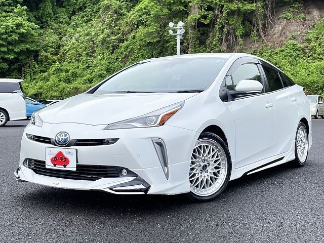TOYOTA / PRIUS 4WD