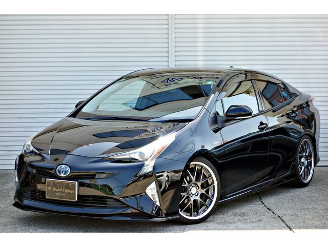 TOYOTA / PRIUS