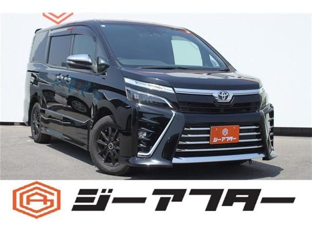 TOYOTA / VOXY