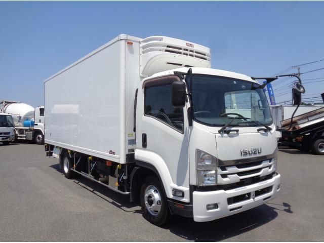 Japanese used car Ref# 1587846 ISUZU / FORWARD